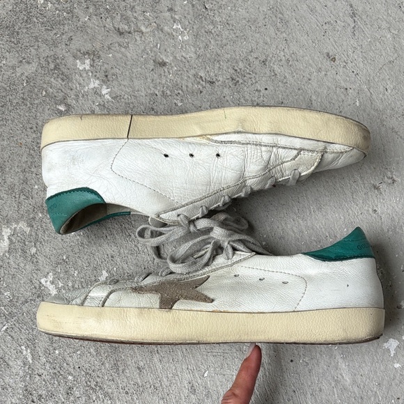 Golden goose, superstar, distressed - Picture 1 of 8